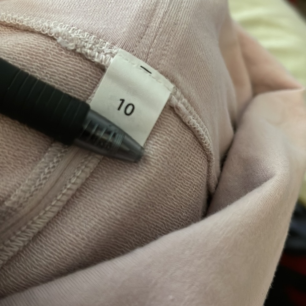 Lululemon pull on long sleeve turtleneck. Like new! - Picture 7 of 7